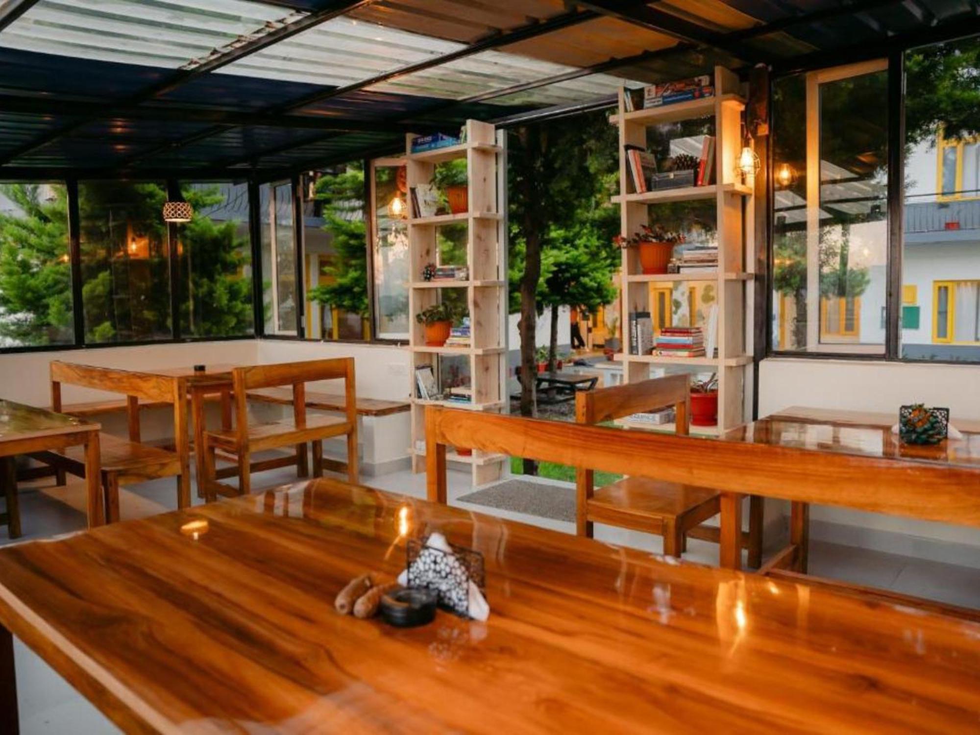 The Hosteller Bir Εξωτερικό φωτογραφία